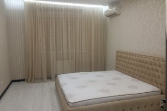 Продам 1-кімнатну квартиру в новобудові, Рогань, Роганский ж/м, Код: 159655/29