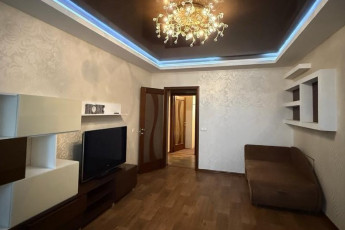 Продам 3-х кімнатну квартиру, Алексеевка, Код: 212655/92