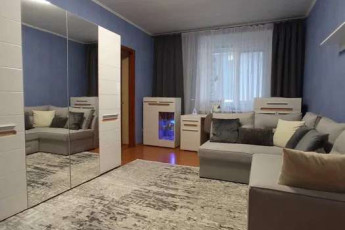 Продам 3-х кімнатну квартиру, Сосновая Горка, Научная метро, Код: 236190/144
