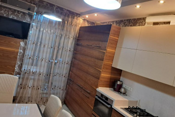 Продам 5-и кімнатну квартиру в новобудові, Алексеевка, Код: 264679/60