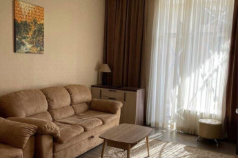 Продам 2-х кімнатну квартиру, Центр, Код: 281826/16