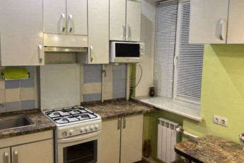 Продам 2-х кімнатну квартиру, Одесская, Код: 335662/53