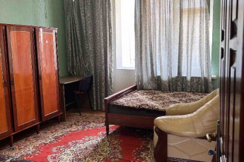 Продам 3-х кімнатну квартиру, Сосновая Горка, Код: 357190/133