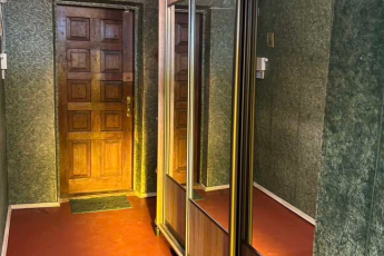 Продам 3-х кімнатну квартиру, Основа, Код: 357190/73