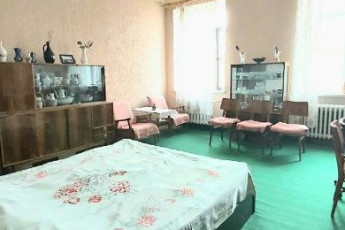 Продам 2-х кімнатну квартиру, Центр, Код: 395238/71