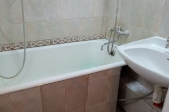 Продам 2-х кімнатну квартиру, Гагарина проспект, Защитников Украины метро (Площадь Восстания), Код: 410363/40