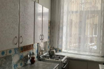 Продам 2-х кімнатну квартиру, Центр, Код: 414160/25