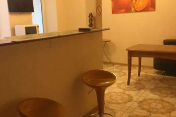 Сдам 2-х кімнатну квартиру, Центр, Код: 420221/32