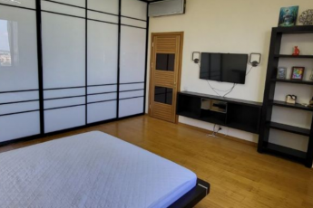 Продам 2-х кімнатну квартиру в новобудові, Центр, Код: 430153/12