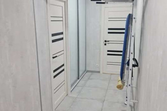 Продам 4-х кімнатну квартиру, Залютино, Код: 433185/2