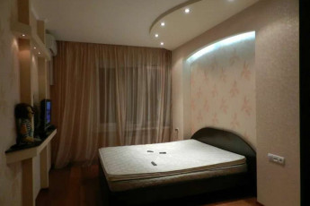 Сдам 2-х кімнатну квартиру, Центр, Госпром метро, Код: 452092/2