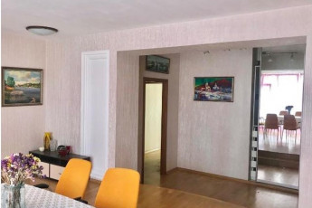 Продам 4-х кімнатну квартиру, Центр, Площадь Конституции метро (Советская), Код: 458921/53