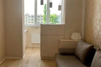 Продам 1-кімнатну малогабаритку, , Код: 462932/88