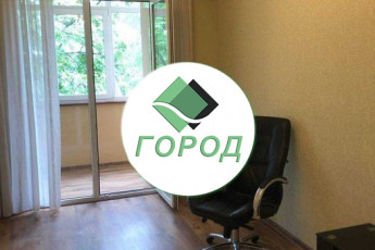 Продам 4-х кімнатну квартиру, Сосновая Горка, Код: 472833/9