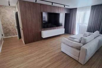 Продам 4-х кімнатну квартиру, Сосновая Горка, Код: 479754/4