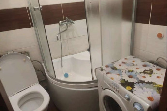 Сдам гостинку, Центральный рынок, Локомотив, Код: 487664/4