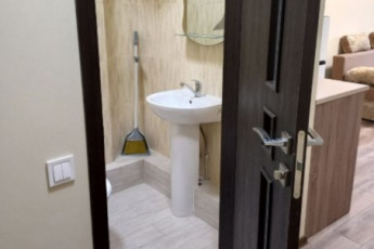 Продам гостинку, Центральный рынок, Код: 505445/12