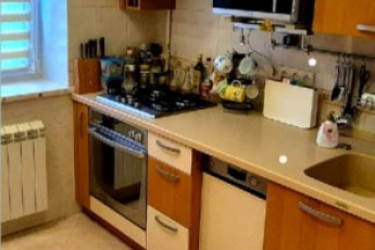 Продам 2-х кімнатну квартиру, Гагарина проспект, Код: 526077/28
