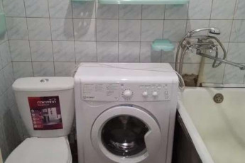 Продам 1-кімнатну квартиру, Залютино, Рынок, Код: 538130/2