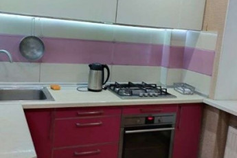 Продам 2-х кімнатну квартиру, Центр, Код: 542935/2