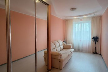 Продам 2-х кімнатну квартиру, Новые дома, Дворец спорта, Код: 545305/23