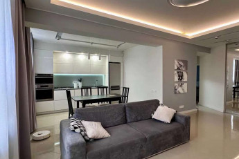 Продам 2-х кімнатну квартиру, Центр, Архитектора Бекетова метро, Код: 639336/2