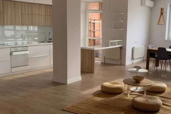 Продам 3-х кімнатну квартиру в новобудові, Центр, Код: 639904/2