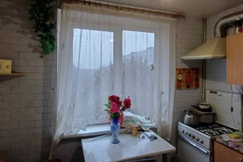 Продам 3-х кімнатну квартиру, Центральный рынок, Код: 646491/53