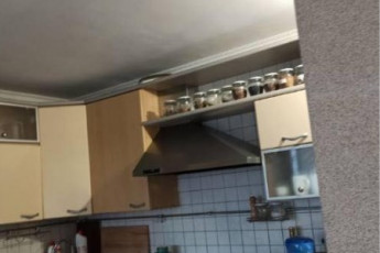 Продам 4-х кімнатну квартиру, Центр, Код: 646940/47