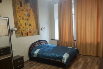 Продам 2-х кімнатну квартиру, Центр, Код: 647479/8