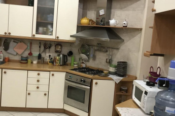 Продам 3-х кімнатну квартиру, Центр, Код: 648485/84