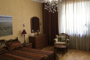 Продам 2-х кімнатну квартиру, Гагарина проспект, Защитников Украины метро (Площадь Восстания), Код: 650560/3