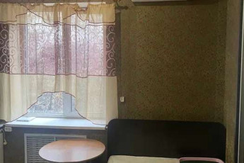 Продам гостинку, Гагарина проспект, Спортивная метро, Код: 654451/4