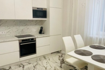 Продам 1-кімнатну квартиру, Центр, Код: 670391/4