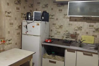 Сдам 4-х кімнатну квартиру, Пятихатки, Код: 696296/1