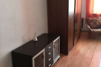 Продам 1-кімнатну квартиру, Центр, Университет метро, Код: 699638/2