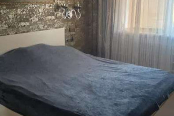 Продам 3-х кімнатну квартиру, Рогань, Роганский ж/м, Код: 702067/6