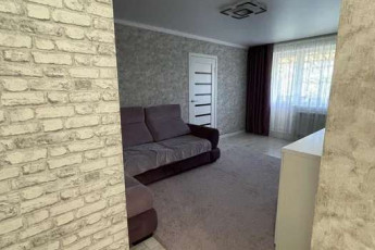 Продам 2-х кімнатну квартиру, ХТЗ, ХТЗ метро, Код: 702551/2