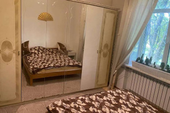 Продам 2-х кімнатну квартиру, Гагарина проспект, Защитников Украины метро (Площадь Восстания), Код: 703011/2