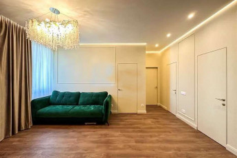 Продам 3-х кімнатну квартиру в новобудові, Центр, Код: 709783/4