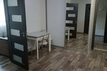 Продам 2-х кімнатну квартиру, ХТЗ, Код: 716408/3