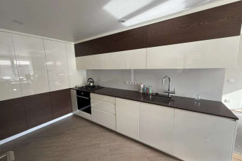 Продам 3-х кімнатну квартиру, Центральный рынок, Код: 720244/3