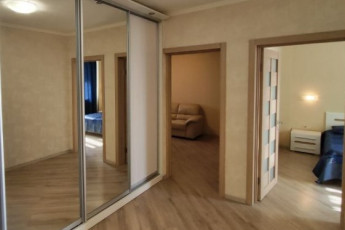 Продам 3-х кімнатну квартиру, Центр, Код: 723114/27