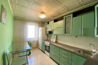 Продам 3-х кімнатну квартиру, Сосновая Горка, Научная метро, Код: 726232/8