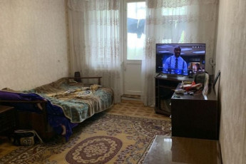 Продам 3-х кімнатну квартиру, Новые дома, Коммунальный рынок, Код: 726738/3