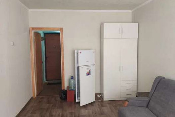 Сдам гостинку, ХТЗ, Пролетарская метро (Индустриальная), Код: 727591/2