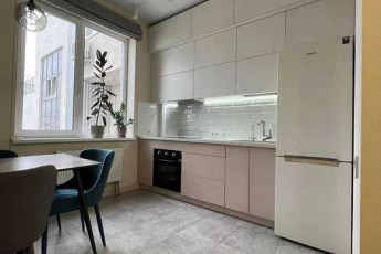 Продам 1-кімнатну квартиру в новобудові, Центр, Код: 733490/4