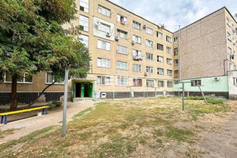 Продам 1-кімнатну квартиру, ХТЗ, Пролетарская метро (Индустриальная), Код: 735938/3