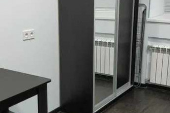 Продам гостинку, Центр, Код: 770408/3