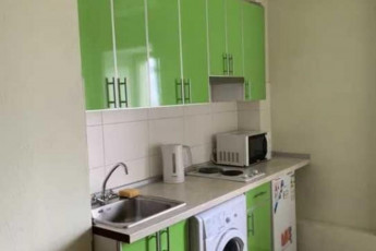 Продам 1-кімнатну квартиру, Центр, Площадь Конституции метро (Советская), Код: 781768/2